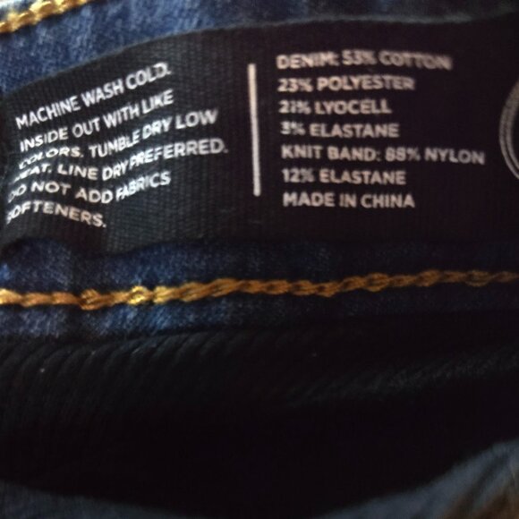 NWT BLANQI ( 6 )Maternity Jeans - Picture 6 of 6